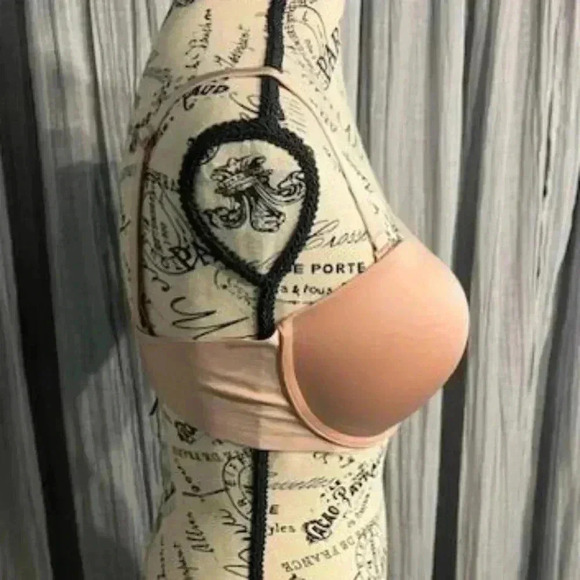 NWOT Victoria Secret wireless push-up convertable bra, 34DD - Picture 3 of 8